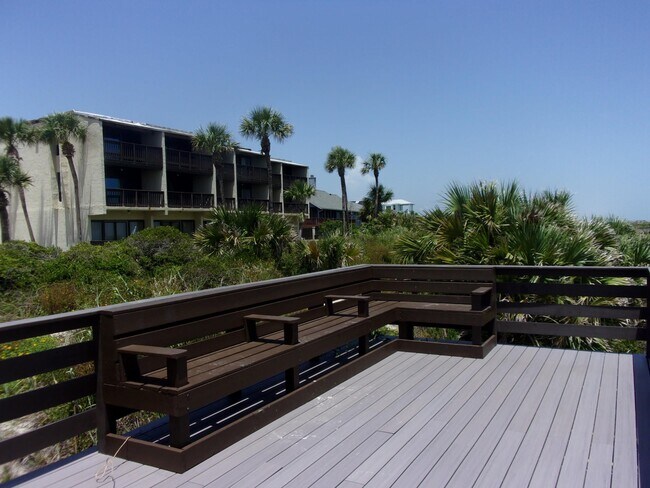 Building Photo - 5650-5A1A A1A S