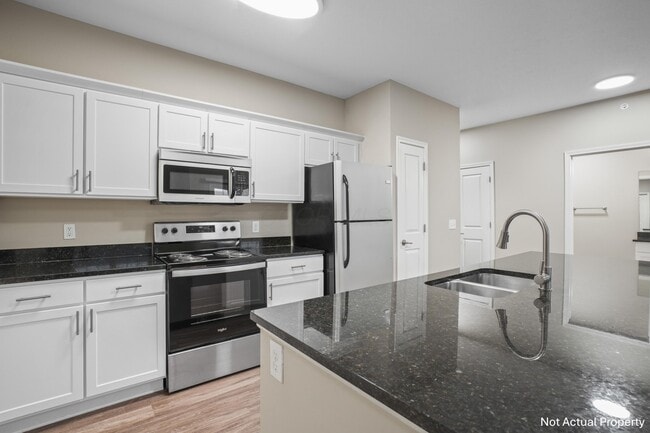 Building Photo - 5151 Foxtail Pine St