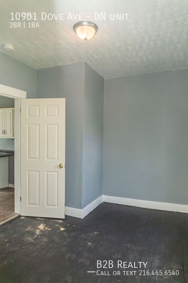 Building Photo - 10901 Dove Ave
