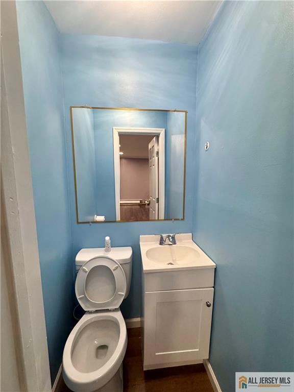 Building Photo - 39 Hillcrest Ave