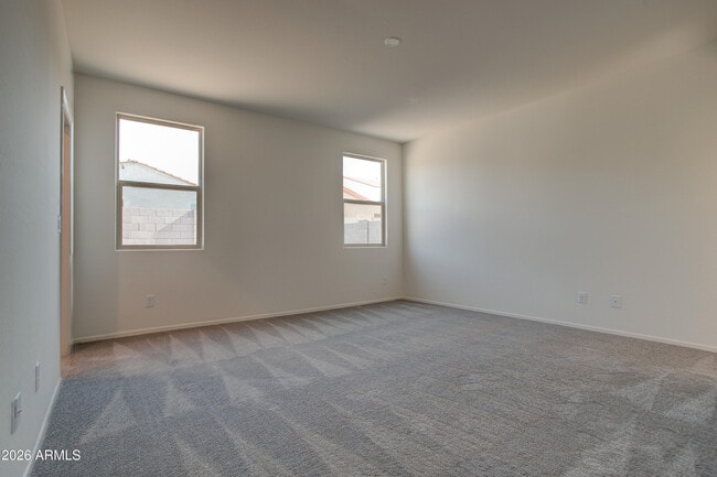 Building Photo - 12340 W Kaler Dr