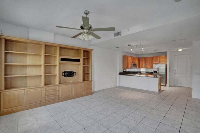 Building Photo - 3120 E Latitude Cir