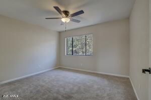 Building Photo - 938 W Madera Ln