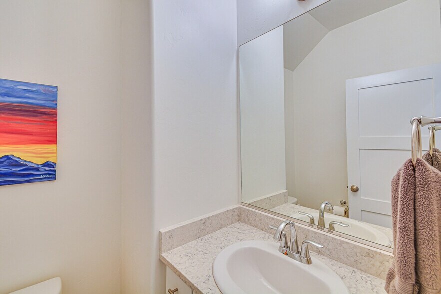 Building Photo - 133 River Ridge Ln
