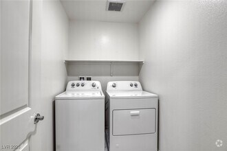 Building Photo - 4104 Agama St