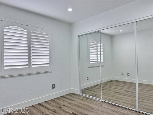 Building Photo - 3760 Yorba Linda Dr
