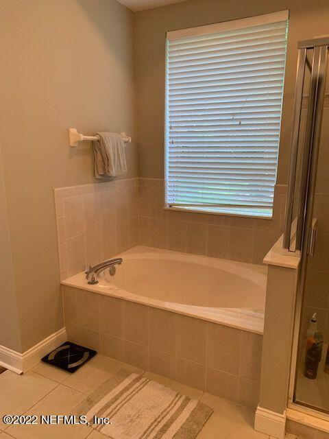 Building Photo - 212 Island Green Dr