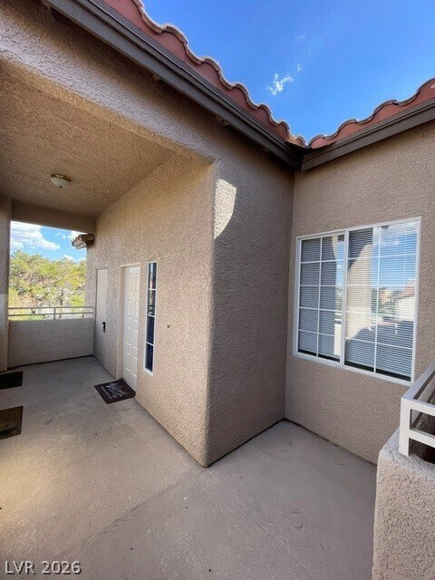 Building Photo - 75 N Valle Verde Dr