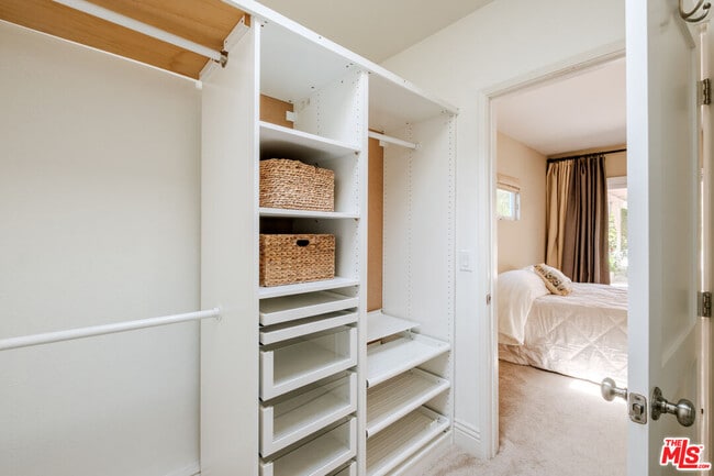 Building Photo - 3194 Rossini Pl