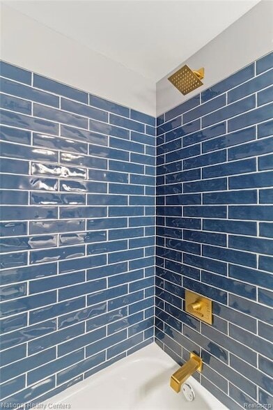 Building Photo - 767 Navahoe St