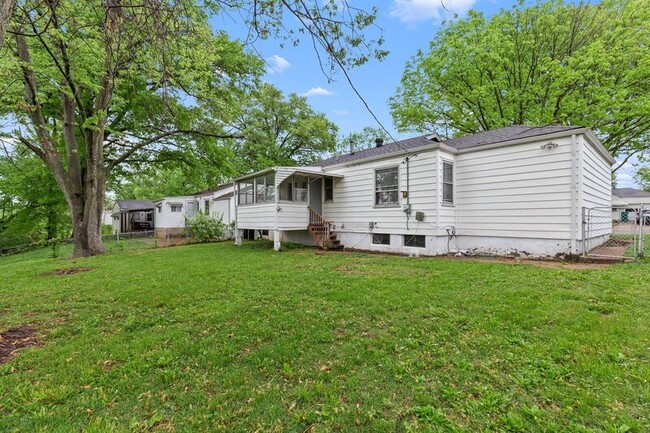 Building Photo - 10347 Ewell Dr