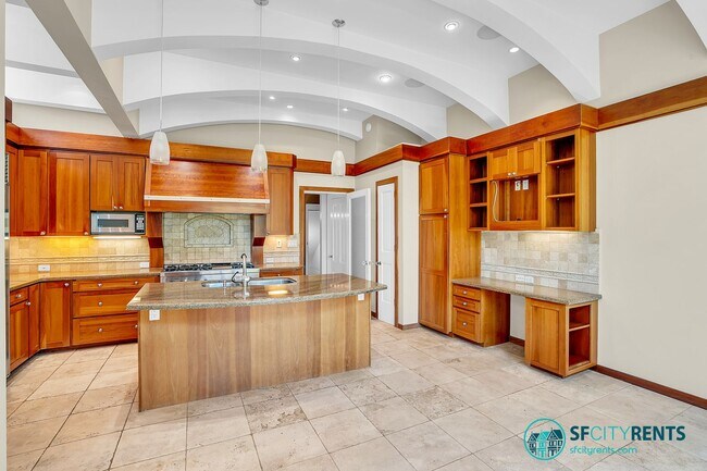 Building Photo - Lower Haight: Single Family Home with Yard...