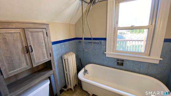 Building Photo - 88 Belleview Ave