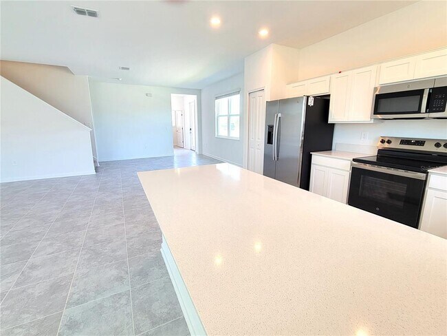 Building Photo - 241 Bogey Dr