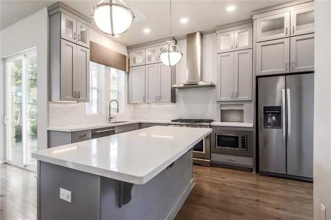 Building Photo - 10303 Oldham Cv