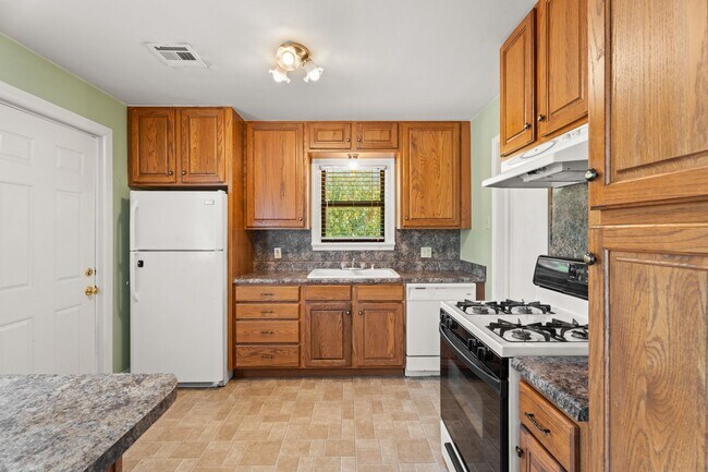Building Photo - 3132 NW 44th St