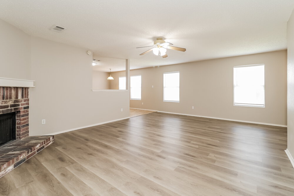Building Photo - 5112 Royal Burgess Dr