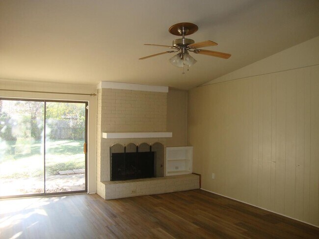 Building Photo - 11505 Barrington Way