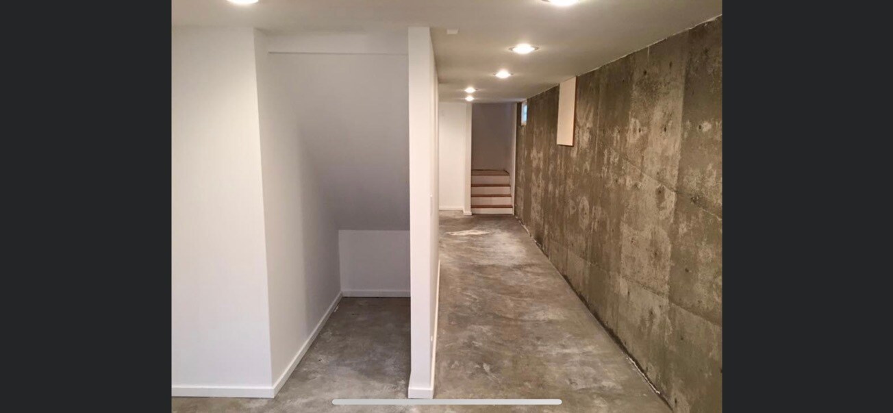 Building Photo - 4002 SE 33rd Plz