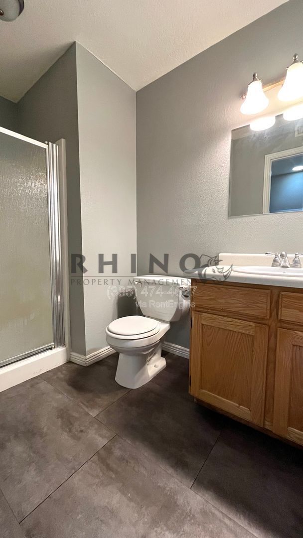 Building Photo - 8042 Copperfield Pl