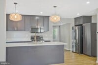 Building Photo - 5758 Biscayne Dr