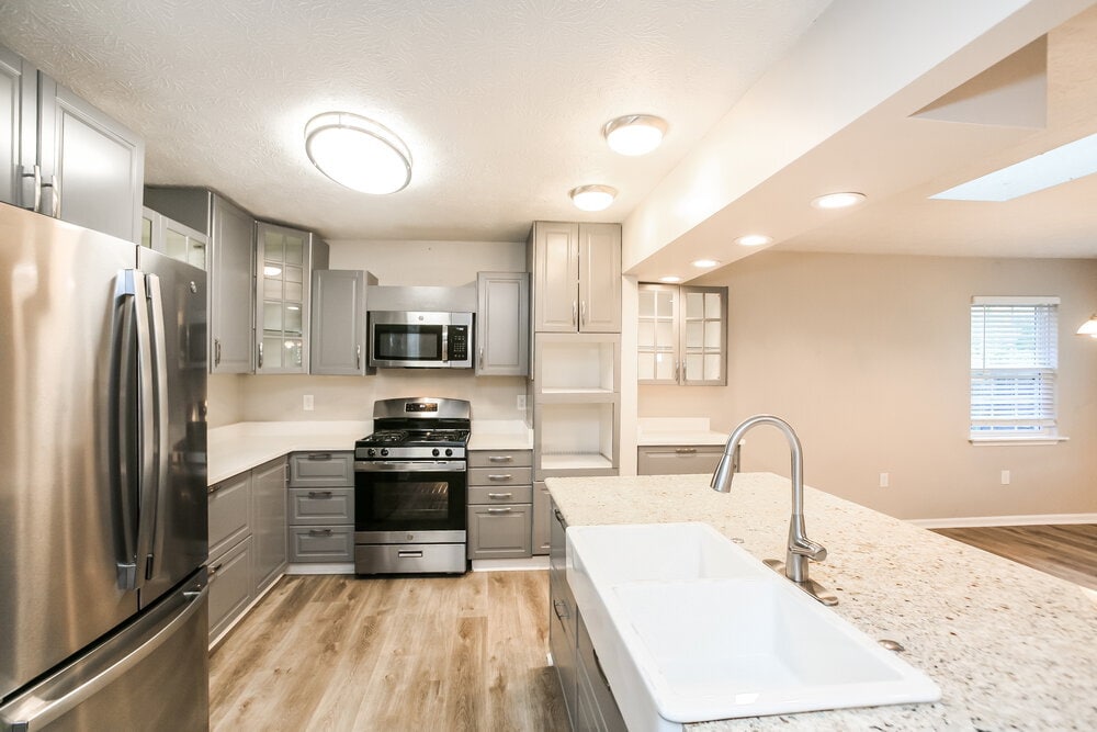 Building Photo - 705 Firethorn Cir
