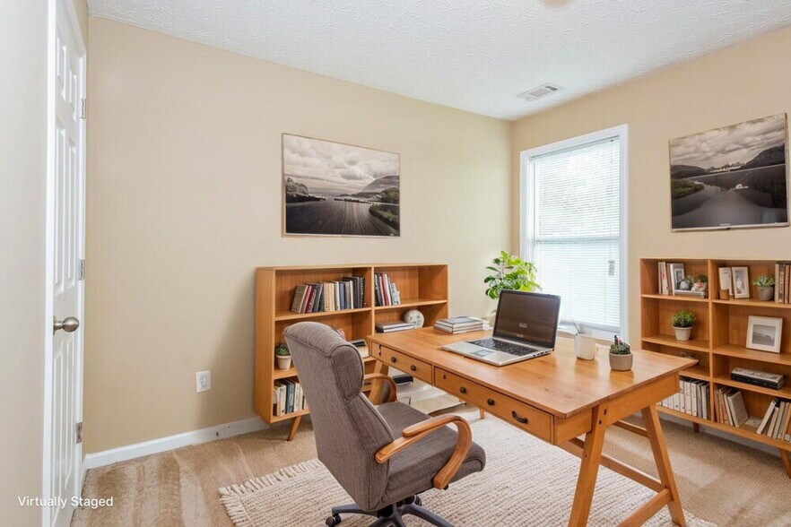 Building Photo - 206 Winterbury Dr