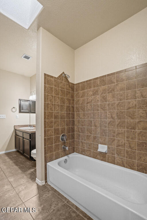 Building Photo - 2932 Pino Triste Dr