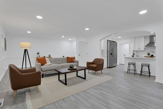 Building Photo - 2615 Northwest Blvd