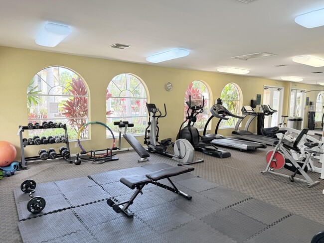 Building Photo - 13206 Glenmoor Dr