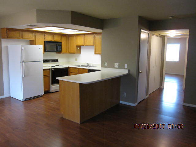 Building Photo - NORTHWEST - ROCK SPRINGS CONDO - 89128