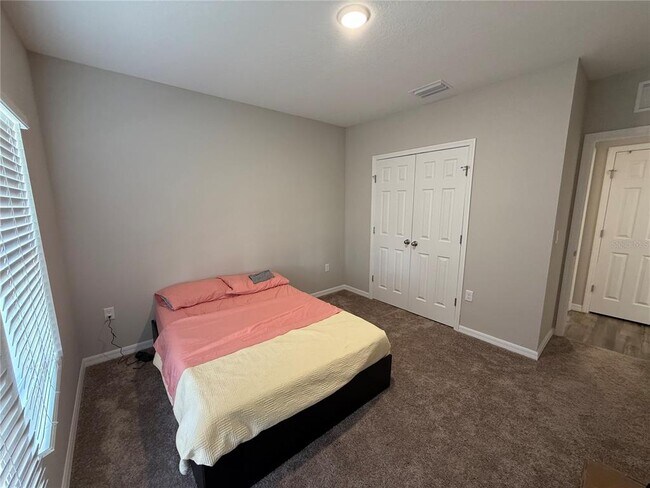 Building Photo - 3464 Dahlia Dr