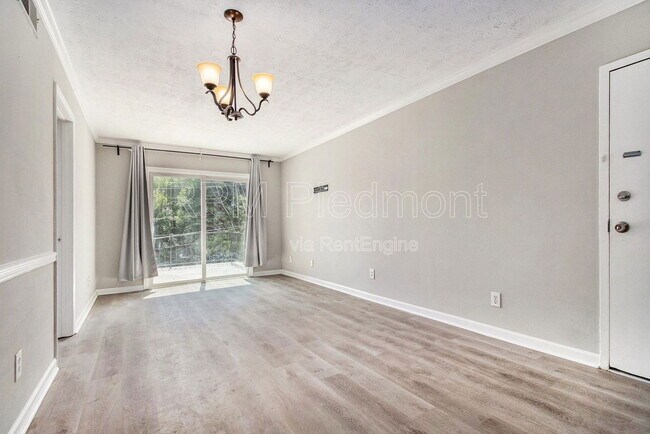 Building Photo - 2805 I-85