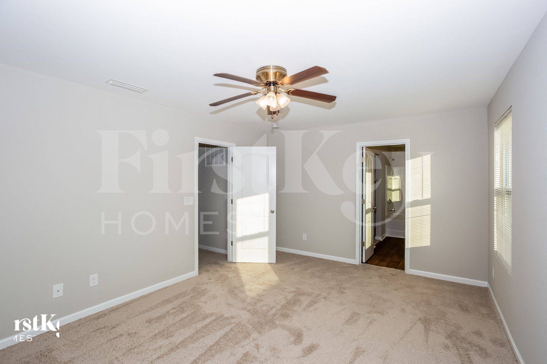 Building Photo - 1990 Quill Ct