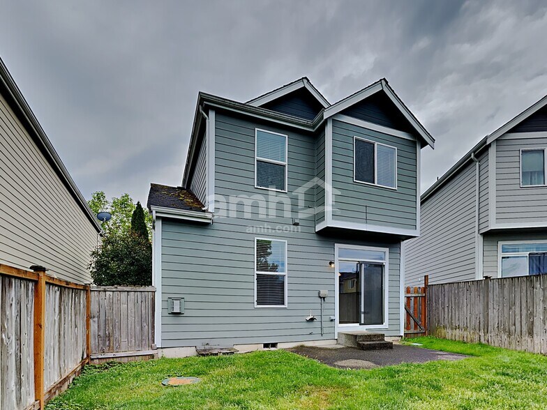 Building Photo - 11119 184th St E