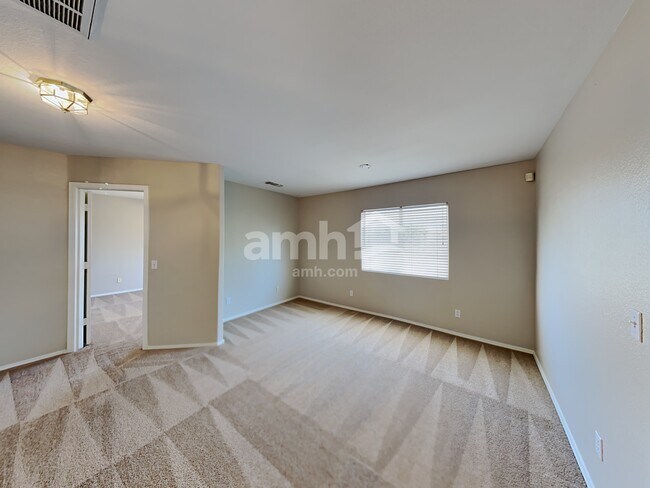 Building Photo - 7227 E Navarro Ave