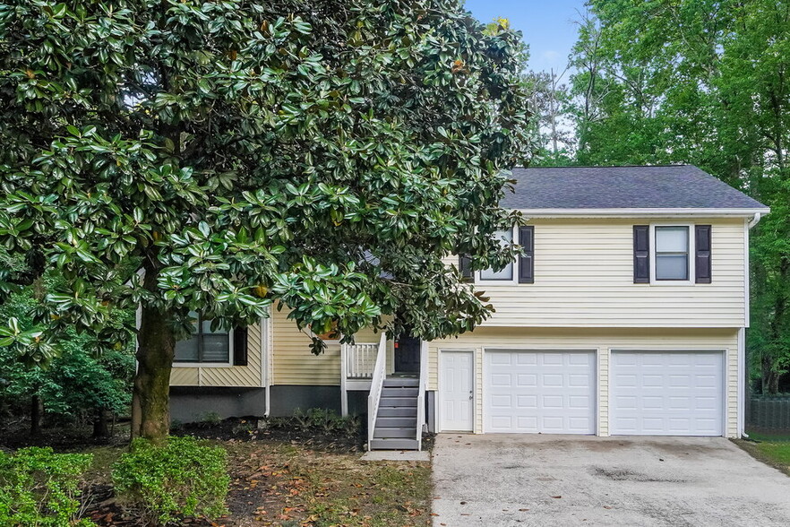 Primary Photo - 3035 Sumit Wood Dr NW