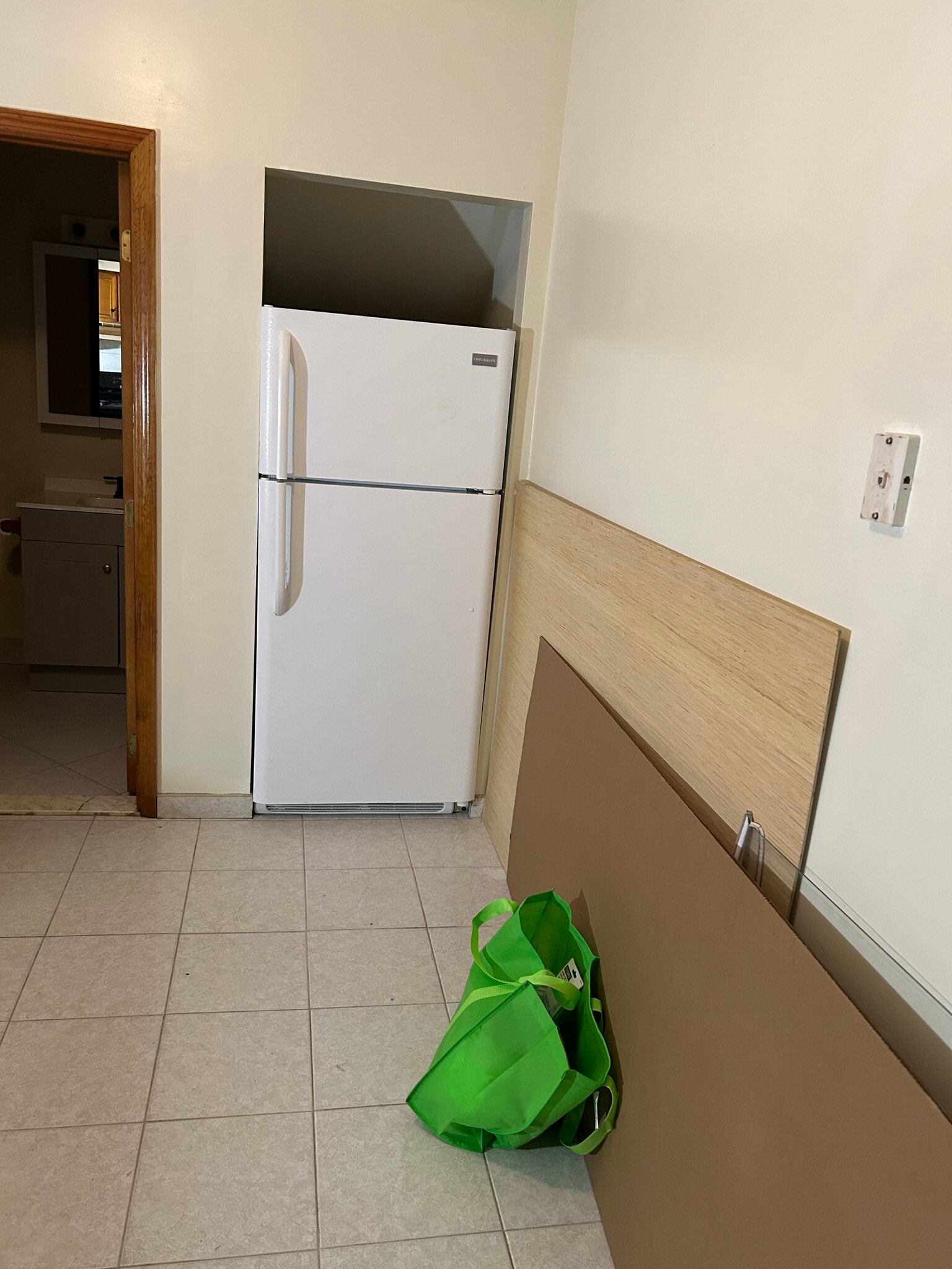 Building Photo - 613 Boulevard