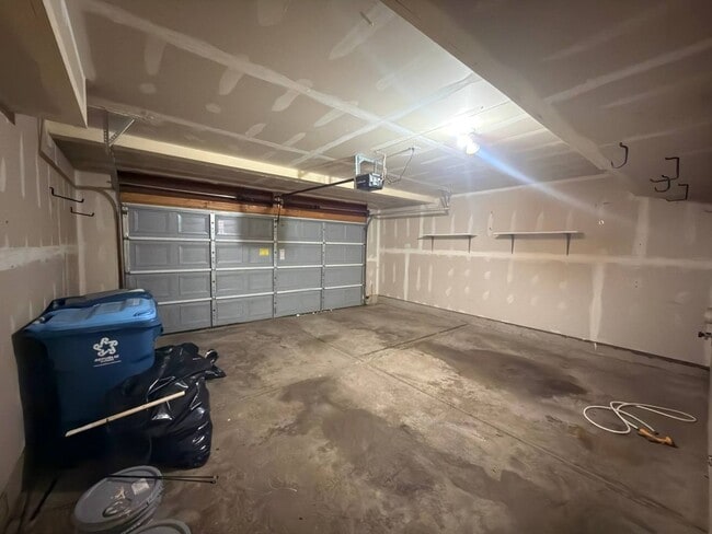 Building Photo - 3192 Ketch Ct