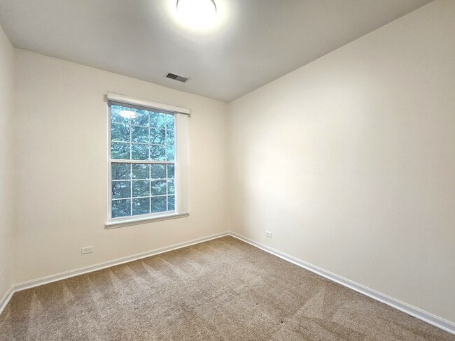 Building Photo - 8808 Concord Ln