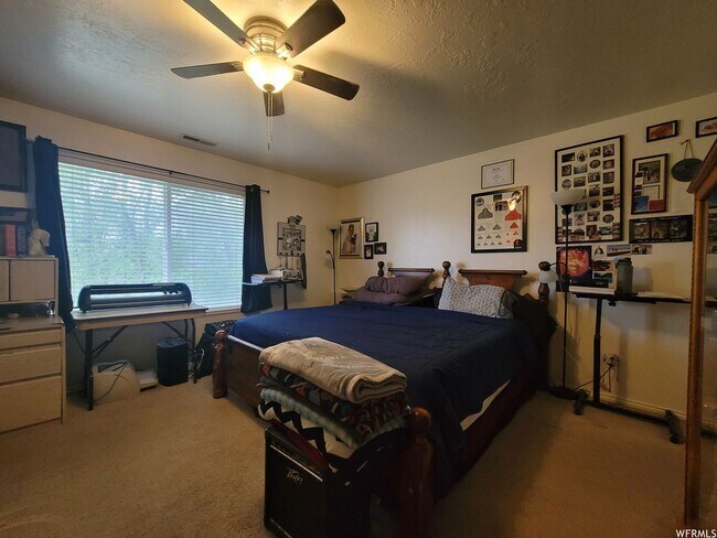 Building Photo - Updated 3 Bed Townhome w/ Finished Basement – American Fork