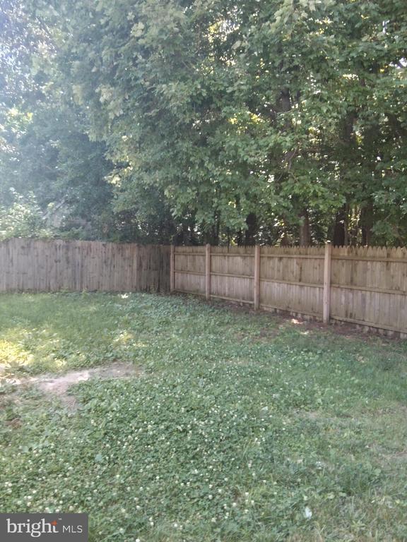 Building Photo - 47949 Piney Orchard St