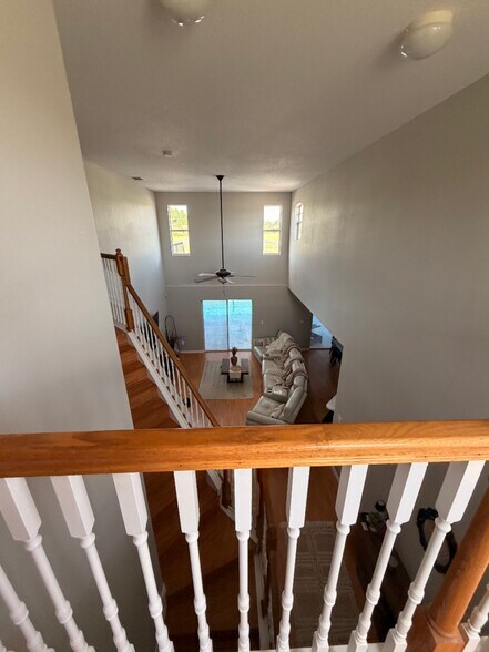 Building Photo - 612 Baldwin Dr