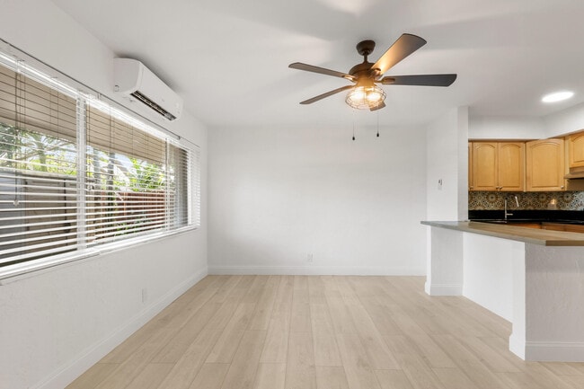 Building Photo - 1125 SW 15th Ave