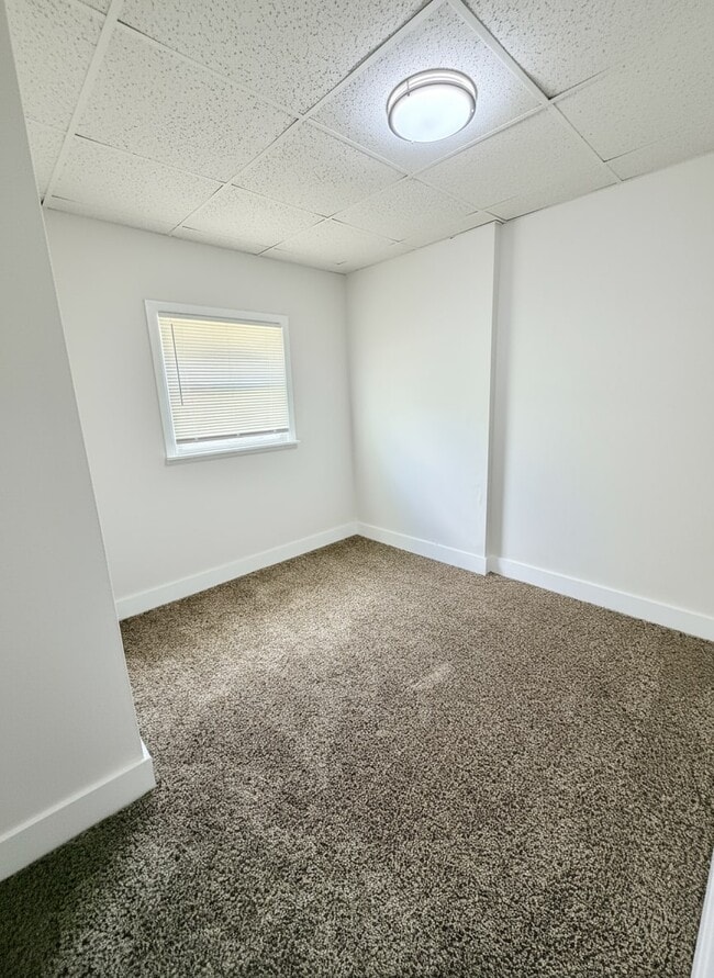 Building Photo - 1855 E Westmoreland St