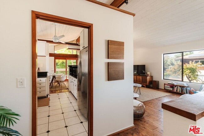 Building Photo - 4450 Alla Rd