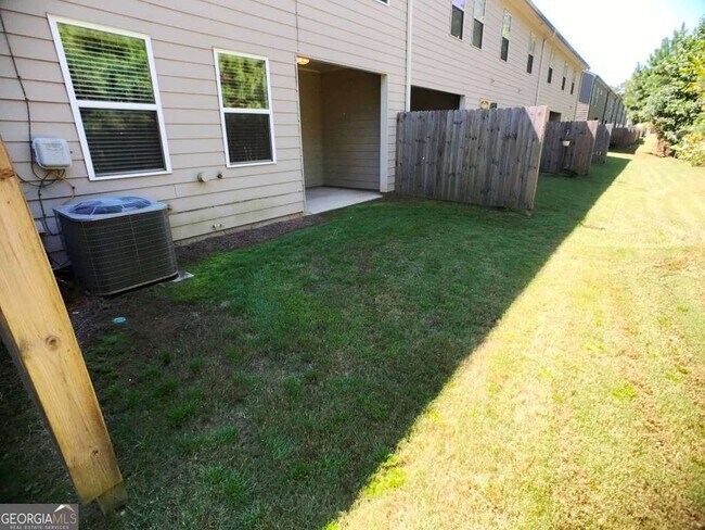 Building Photo - 206 Madison Ave