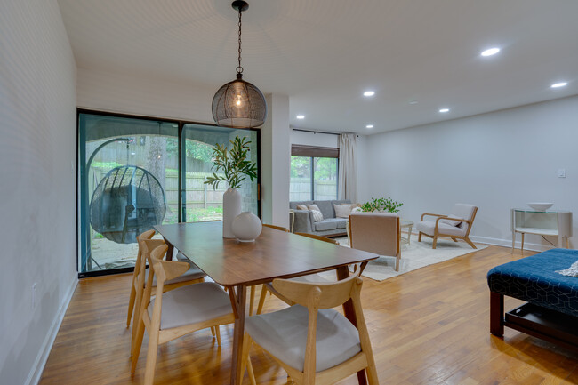 Living/Dining Room - 7917 Schuyler Ct