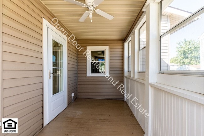 Building Photo - 3 bedroom home now available