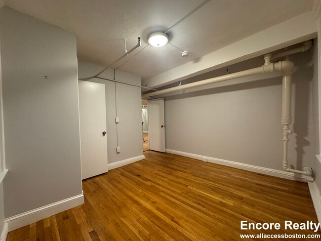 Building Photo - 1450 Commonwealth Ave